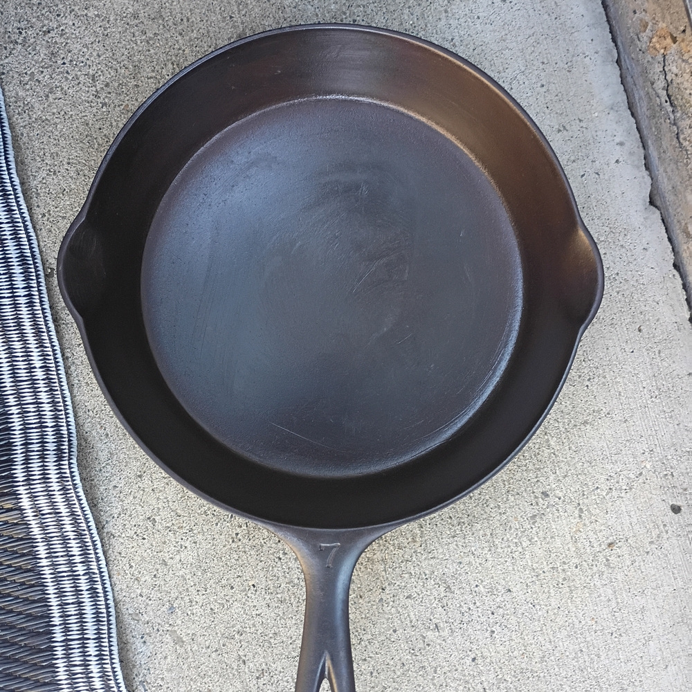 Griswold #7 Erie PA 701B Cast Iron Skillet